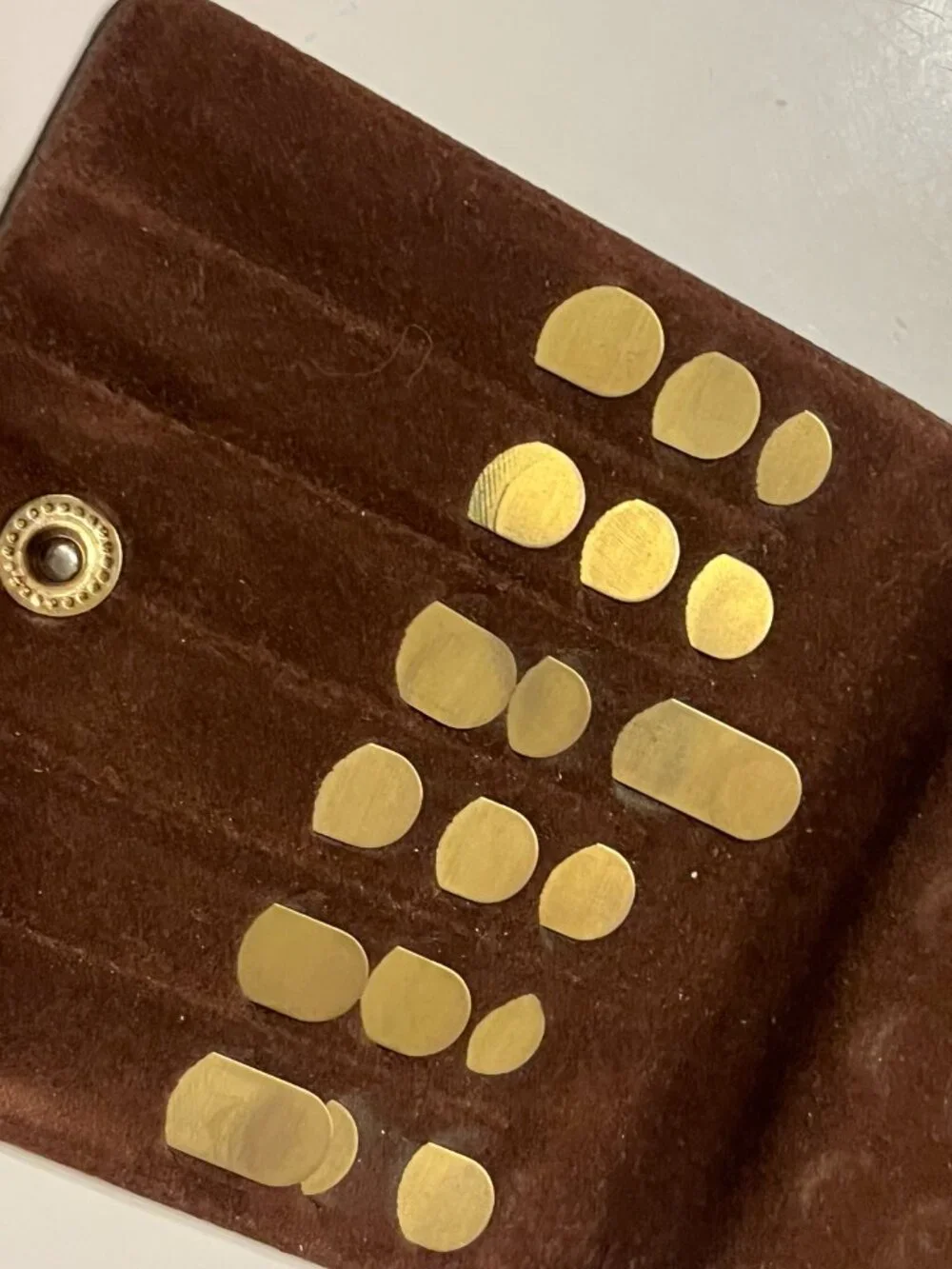 Vintage Brass Collar Stays Set Suede Pouch - FULL SET - Varying Lengths